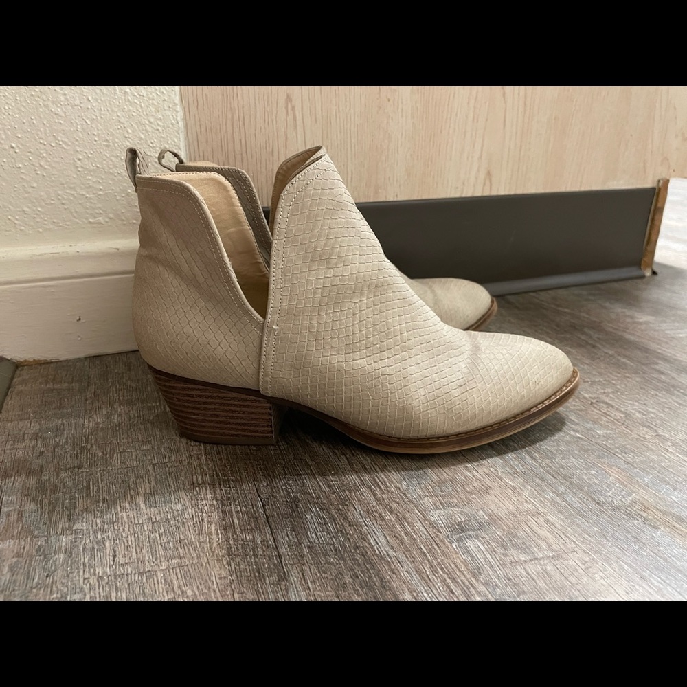 Chinese Laundry Snake Skin Booties